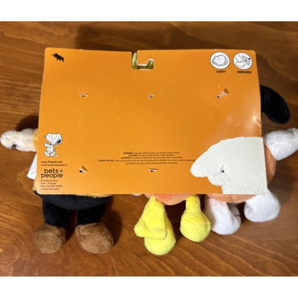 Pets People halloween playtime